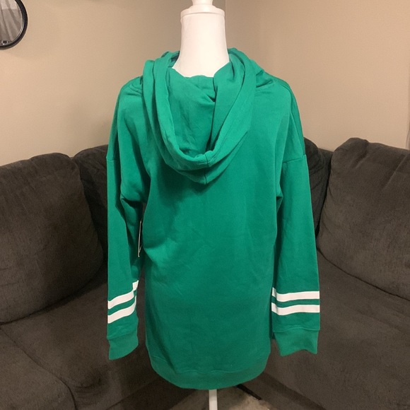 Celtics pullover - Picture 8 of 9